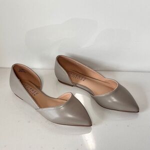 Journee Collection Cortni  Pointed-Toe Flats